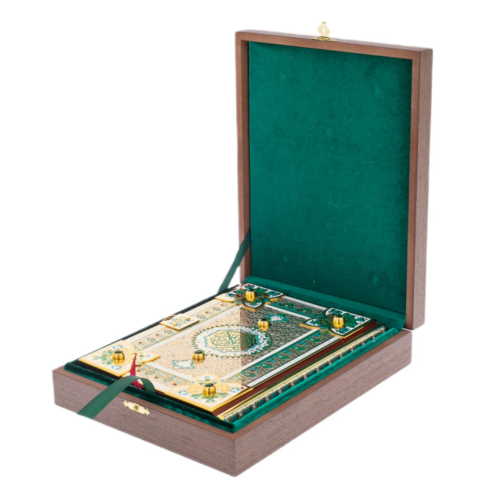 Коран "Ислам" на арабском языке, с фианитами и эмалями, Златоуст - купить в Москве