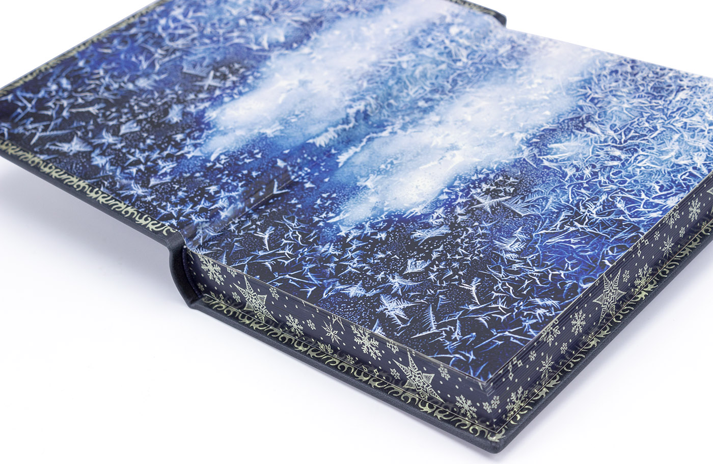 Подарочное издание "Ночь перед Рождеством" Н. В. Гоголь - купить в Москве