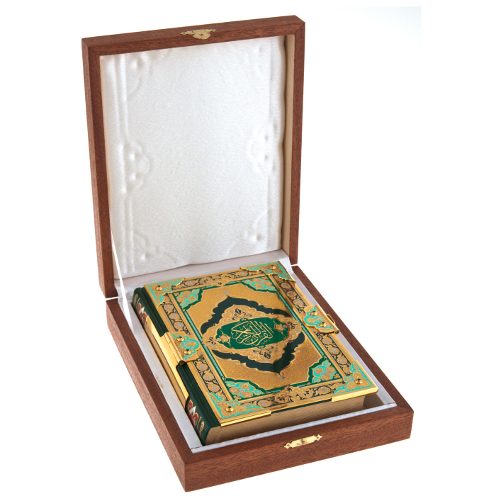 Книга "Коран" с переводом и комментариями Иман В.Пороховой, в коробе, Златоуст - купить в Москве